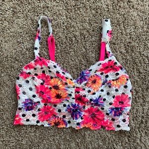NWOT 2013 Victoria Secret Pink Polka Dot Floral Lace Bralette S